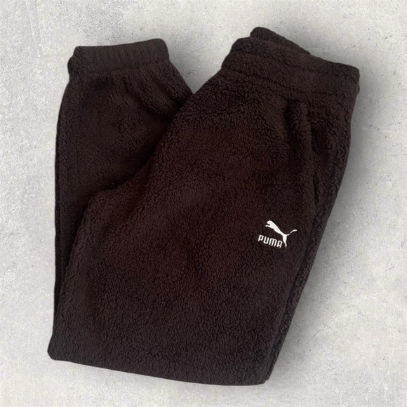 PUMA Women’s Sherpa Sweatpants Teddy Brown - Picture 1 of 8